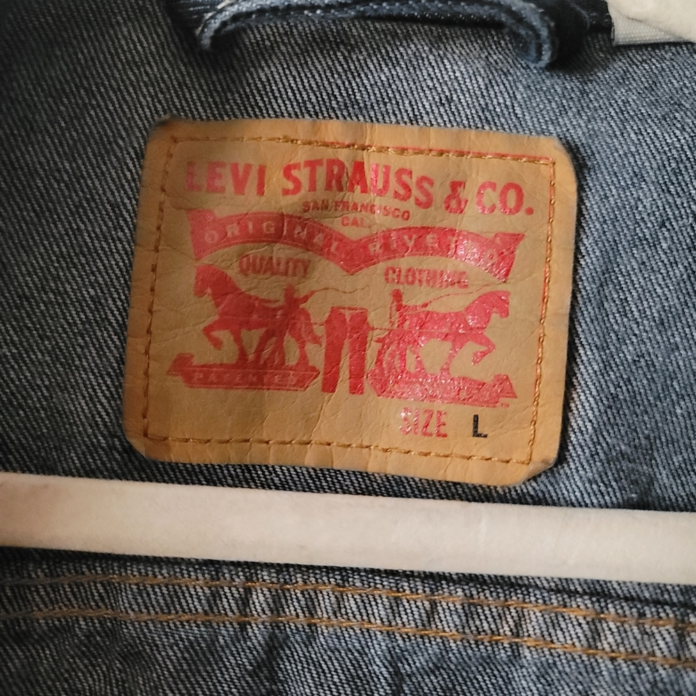 Levi's Jean Jacket Mens L Large Blue Denim Stud Shoulder - Picture 8 of 9